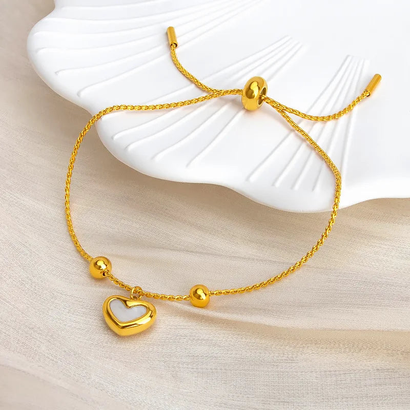 Conjunto De Joias Coração Pérola Banhado em Ouro 18k (Colar, Brinco, Pulseira)