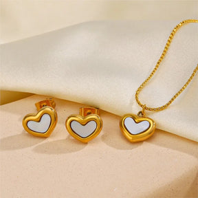 Conjunto De Joias Coração Pérola Banhado em Ouro 18k (Colar, Brinco, Pulseira)