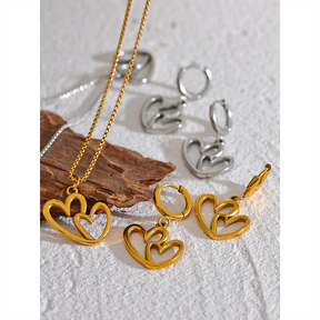 Conjunto De Joias Duplo Coração Banhado em Ouro 18k (Colar, Brinco)