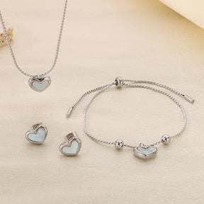 Conjunto De Joias Coração Pérola Banhado em Ouro 18k (Colar, Brinco, Pulseira)