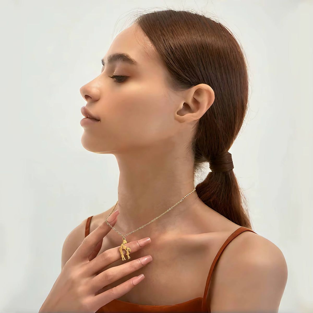 Colar Laço de Amor Banhado a Ouro 18k
