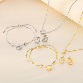 Conjunto De Joias Coração Pérola Banhado em Ouro 18k (Colar, Brinco, Pulseira)